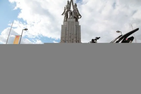 Мотоцикл кроссовый / эндуро BSE (БСЕ) Z1 150e 19/16 Zebra Yellow 2.0 (ЧЕРНЫЙ ПЛАСТИК, защита рук, USB зарядка) | Мототека