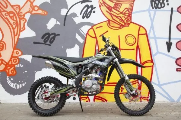 Мотоцикл кроссовый / эндуро BSE (БСЕ) Z7 300e 21/18 Green Blast 1 | Мототека