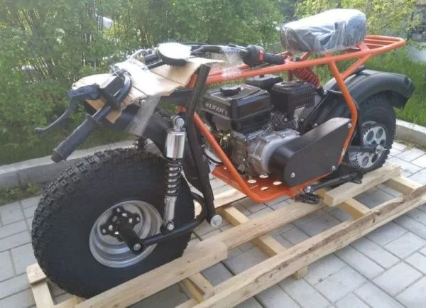 Мотоцикл внедорожный СКАУТ САФАРИ 3L - 8+ BIGFOOT (фара, перед. и зад. подвеска, KP230 - 8 л.с., руч.старт, диск торм) | Мототека