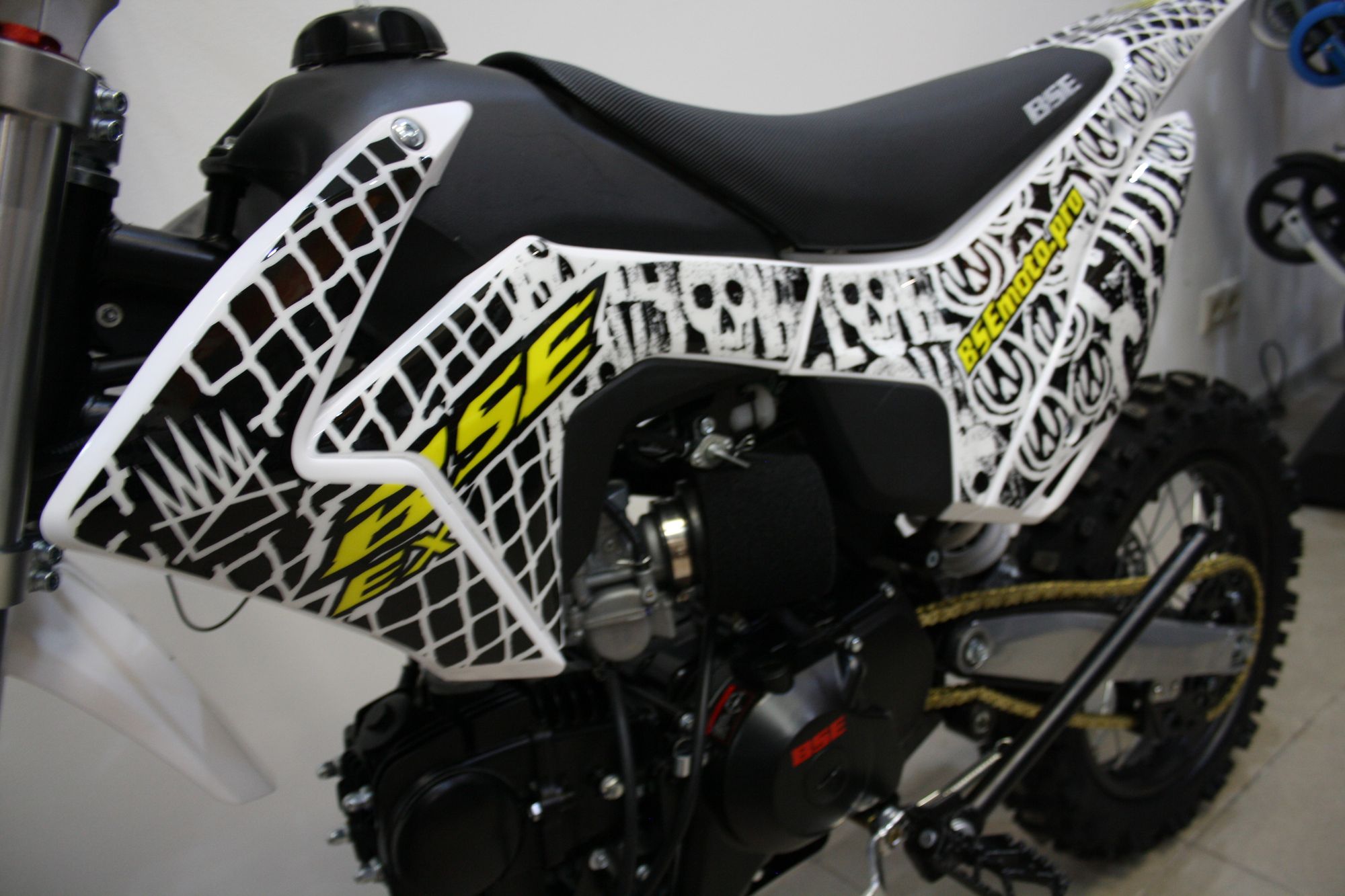 Питбайк BSE (БСЕ) EX 125e 14/12 Max13 White Yellow 2