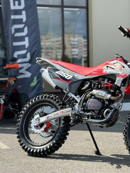 Мотоцикл кроссовый / эндуро FXMOTO (ФХМото) YZ - 250 красный/белый | Мототека