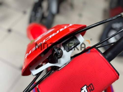 Питбайк Apollo (Аполло) TRACKER 125 LE 14/12 красный/синий фото 5 Питбайк Apollo (Аполло) TRACKER 125 LE 14/12 красный/синий фото 5