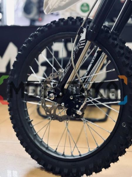 Мотоцикл кроссовый / эндуро BSE (БСЕ) Z2 L 21/18 Apex | Мототека