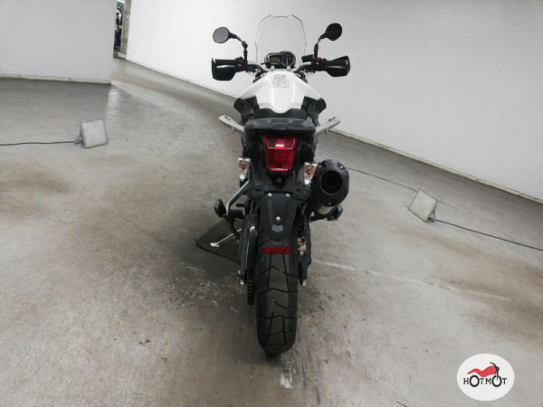 Мотоцикл TRIUMPH Tiger 800 2011, БЕЛЫЙ пробег 3899 | Мототека