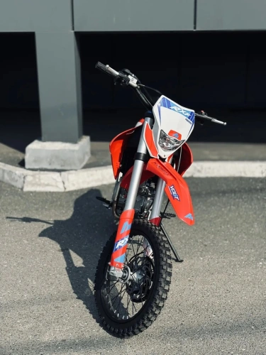 Питбайк Apollo (Аполло) RXF Freeride 150 X - LE 17/14 красный фото 9 Питбайк Apollo (Аполло) RXF Freeride 150 X - LE 17/14 красный фото 9