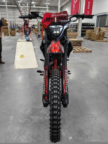 Мотоцикл кроссовый / эндуро Sanchez (Санчез) Maniac CB300F фото 9 Мотоцикл кроссовый / эндуро Sanchez (Санчез) Maniac CB300F фото 9