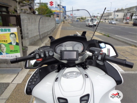 Мотоцикл BMW R1200RT 2009, БЕЛЫЙ пробег 40402 с ПТС - купить с доставкой, по выгодной цене в интернет-магазине Мототека