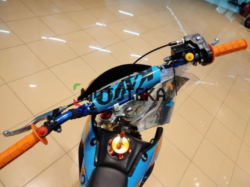 Питбайк KAYO (Кайо) EVOLUTION K125EM 17/14 KRZ (механ. сцепл., эл. стартер 2024 г.) фото 7 Питбайк KAYO (Кайо) EVOLUTION K125EM 17/14 KRZ (механ. сцепл., эл. стартер 2024 г.) фото 7
