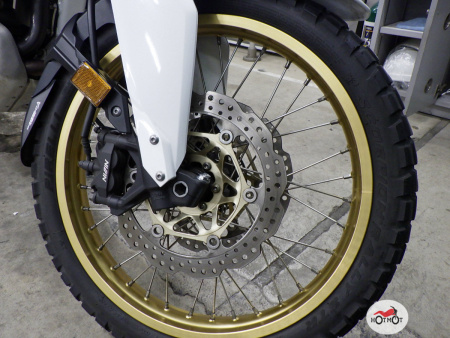 Мотоцикл HONDA Africa Twin CRF 1000L/1100L 2019, БЕЛЫЙ пробег 17031 - купить с доставкой, по выгодной цене в интернет-магазине Мототека