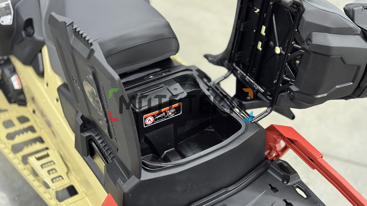 Техника в наличии! Снегоход AODES (Аодес) Snowcross 1000 WT 508mm LCD 10.25 песочный с ПСМ