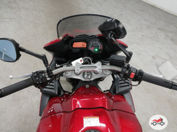 Мотоцикл YAMAHA FZ1 2010, Красный пробег 53252 | Мототека