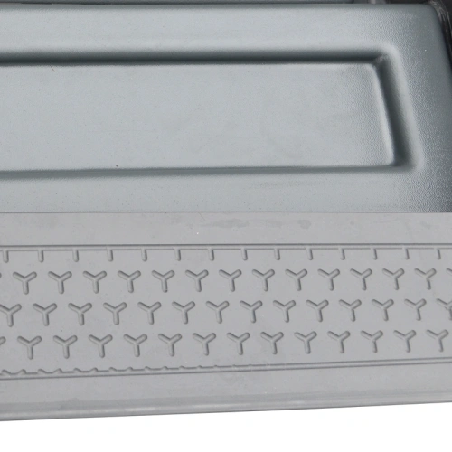 Противоскользящая фрезеровка планшерей для Лодки Navix C43