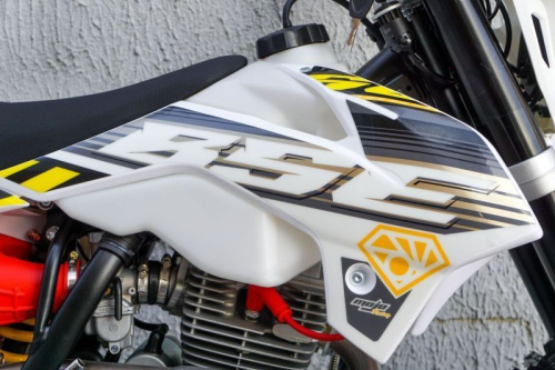 Мотоцикл кроссовый / эндуро BSE (БСЕ) Z2 21/18 Roqvi Yellow фото 8