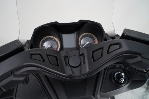 Скутер Vento (Венто) VMC Z1 TY300T-2E 276 см3 СЕРИЯ Т3000 BLACK фото 23