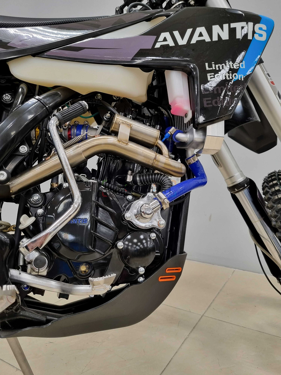 Мотоцикл кроссовый / эндуро Avantis (Авантис) Enduro 300 PRO Carb FCR Exclusive ARS (CBS300/174MN-3 Design HS черный)