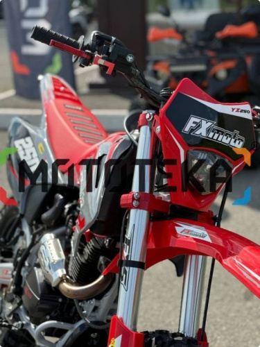 Мотоцикл кроссовый / эндуро FXMOTO (ФХМото) YZ - 250 красный/белый фото 3 Мотоцикл кроссовый / эндуро FXMOTO (ФХМото) YZ - 250 красный/белый фото 3