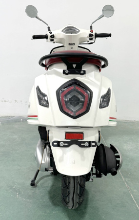 Скутер Motosuper (Мотосупер) Lamocca 49 (125) White - купить с доставкой, по выгодной цене в интернет-магазине Мототека