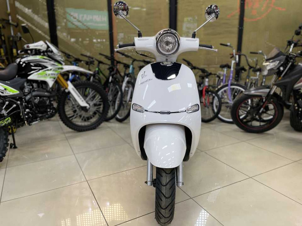 Скутер Minsk (Минск) Vesna 125 WHITE M1NSK с ПТС | Мототека