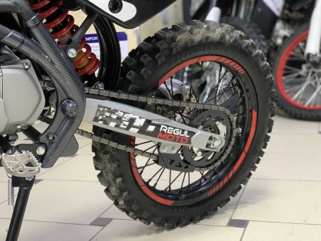 Питбайк Regulmoto (Регулмото) SEVEN MEDALIST 49cc (140) 19/16 чёрный/белый - купить с доставкой, по выгодной цене в интернет-магазине Мототека