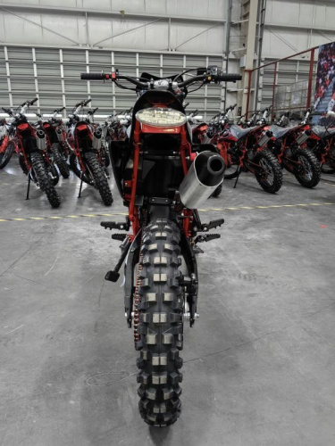 Мотоцикл кроссовый / эндуро Sanchez (Санчез) Maniac CB300F фото 10 Мотоцикл кроссовый / эндуро Sanchez (Санчез) Maniac CB300F фото 10