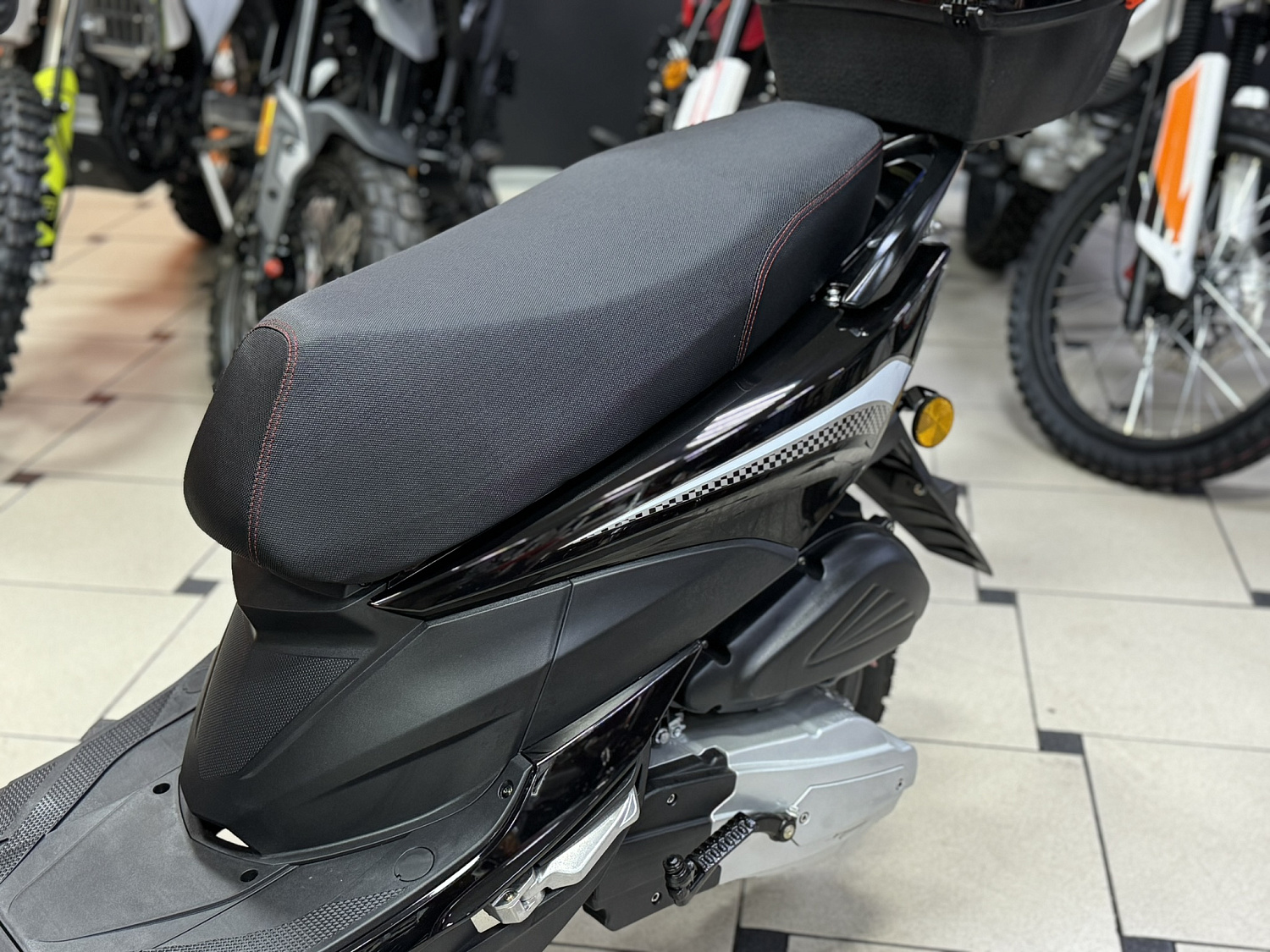 Скутер Мотомир Jogger 49.5 (125) чёрный