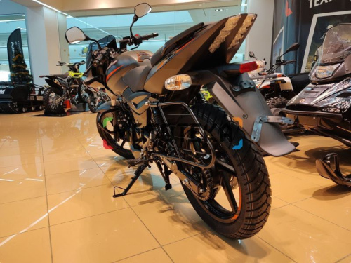 Мотоцикл дорожный BAJAJ (Баджадж) Pulsar 180 чёрный/оранжевый с ПТС фото 12