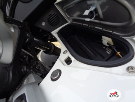 Мотоцикл BMW R1200RT 2009, БЕЛЫЙ пробег 40402 с ПТС - купить с доставкой, по выгодной цене в интернет-магазине Мототека