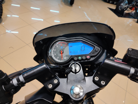 Мотоцикл дорожный BAJAJ (Баджадж) Pulsar 180 чёрный/оранжевый с ПТС - купить с доставкой, по выгодной цене в интернет-магазине Мототека