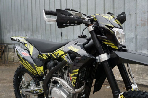 Мотоцикл кроссовый / эндуро BSE (БСЕ) Z5 250e 21/18 Neon Black фото 2