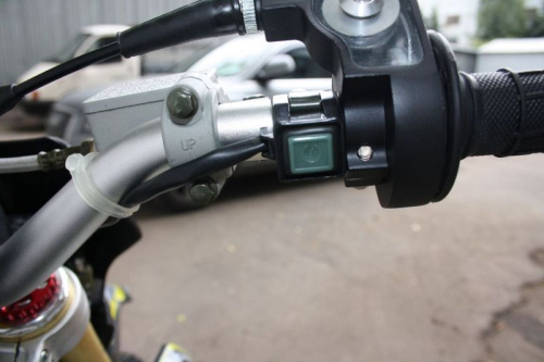 Мотоцикл кроссовый / эндуро BSE (БСЕ) Z3 250e 19/16 Yellow 2 (алюминиевая защита рук, USB зарядка, стоп-сигнал, ЖК-панель) фото 6