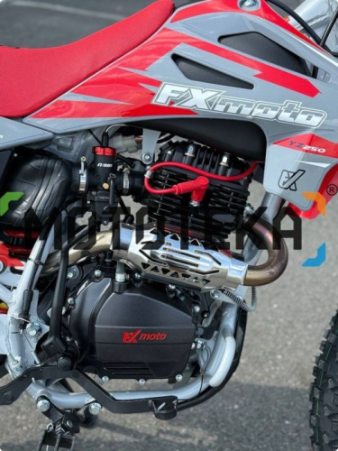 Мотоцикл кроссовый / эндуро FXMOTO (ФХМото) YZ - 250 красный/белый фото 6 Мотоцикл кроссовый / эндуро FXMOTO (ФХМото) YZ - 250 красный/белый фото 6