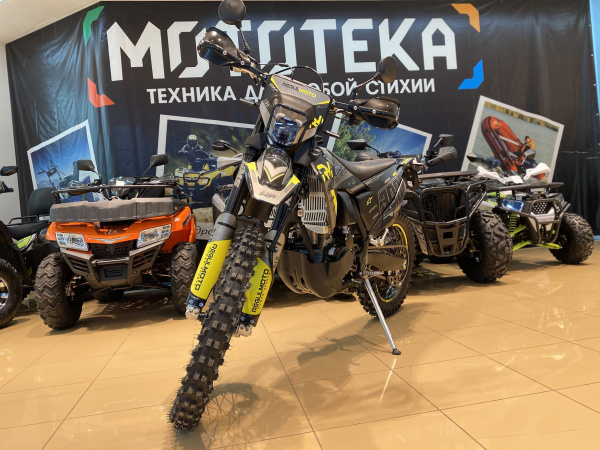 Мотоцикл кроссовый / эндуро Regulmoto (Регулмото) LEGEND 300 чёрный/жёлтый с ПТС | Мототека