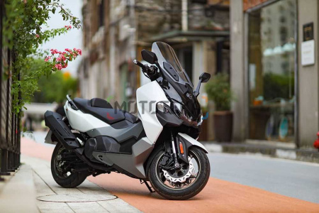Скутер SYM (Сим) MAXSYM TL 500i белый с ПТС - купить с доставкой, по выгодной цене в интернет-магазине Мототека