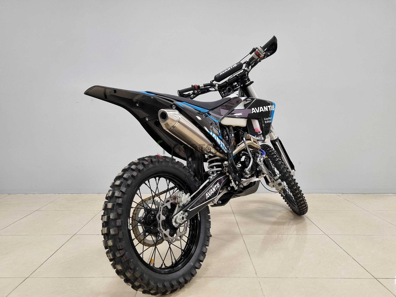 Мотоцикл кроссовый / эндуро Avantis (Авантис) Enduro 300 PRO Carb FCR Exclusive ARS (CBS300/174MN-3 Design HS черный)