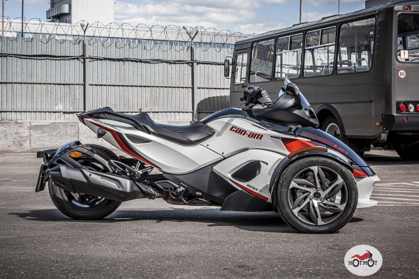 Мотоцикл BRP (БРП) Can-Am Spyder 2015, БЕЛЫЙ пробег 463 | Мототека