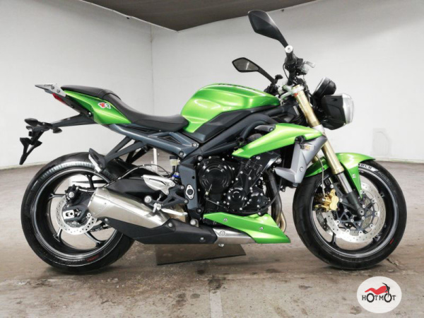Мотоцикл TRIUMPH Street Triple 2013, Зеленый пробег 7774 | Мототека